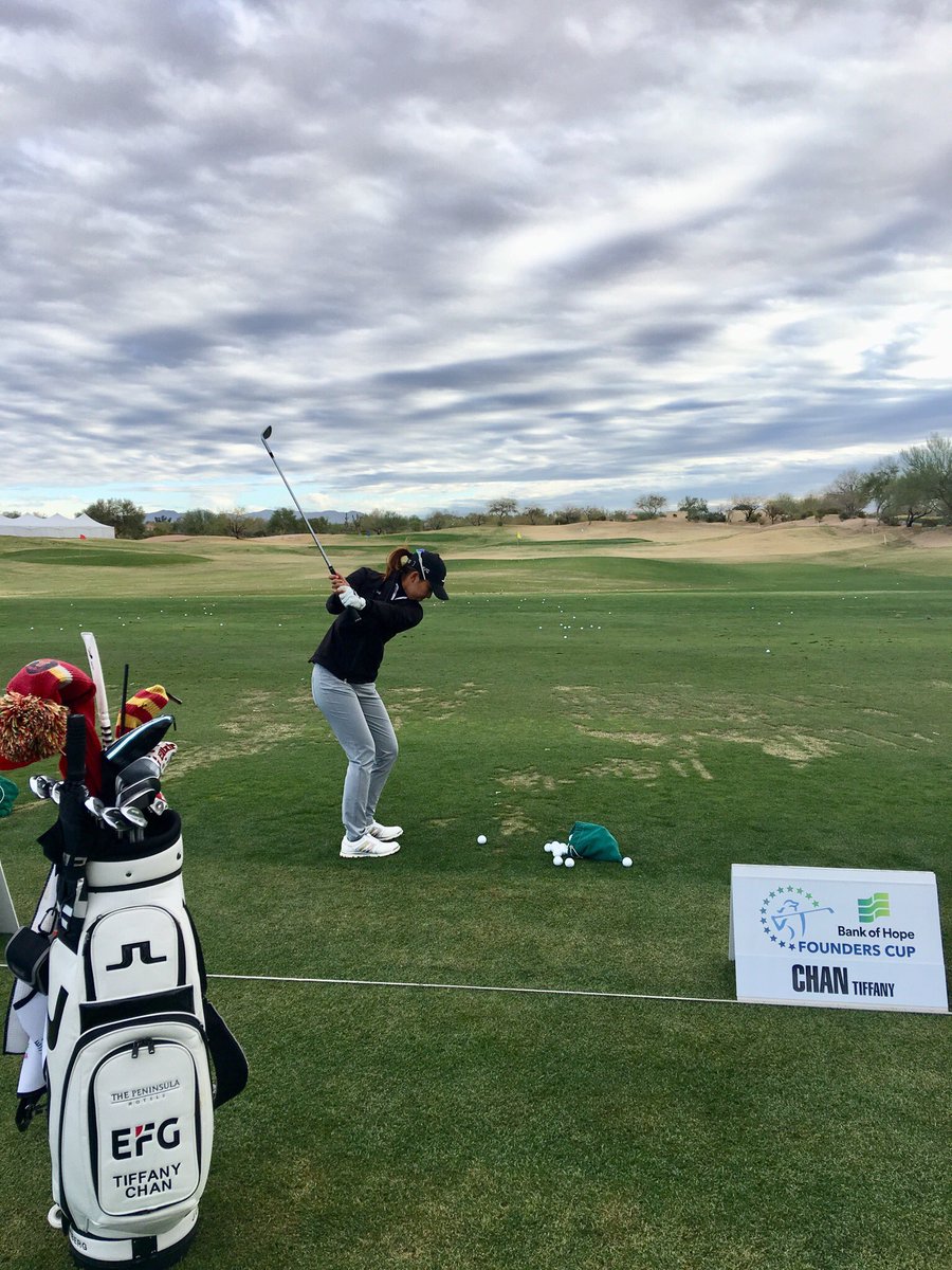 tiffchangolf's tweet photo. Tough start @LPGAfounders, thanks for the support, next week will be better 👊🏽👊🏽 https://t.co/pJSJHj2TxW