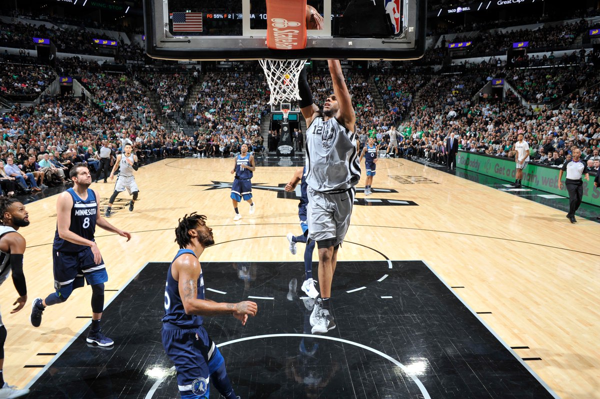 spurs's tweet image. LaMarcus puts up a game-high 39 points in tonight's win 🏀

His second highest single-game total of the season #GoSpursGo