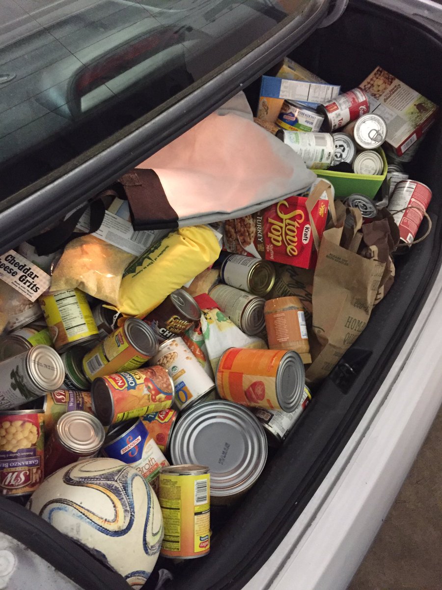 CapitalNHS's tweet photo. St. Patrick's day canning today was a success! Nice job NHS students, thanks to you all of this food will be donated to the Thurston County Food Bank! https://t.co/fk4WxxrrVT