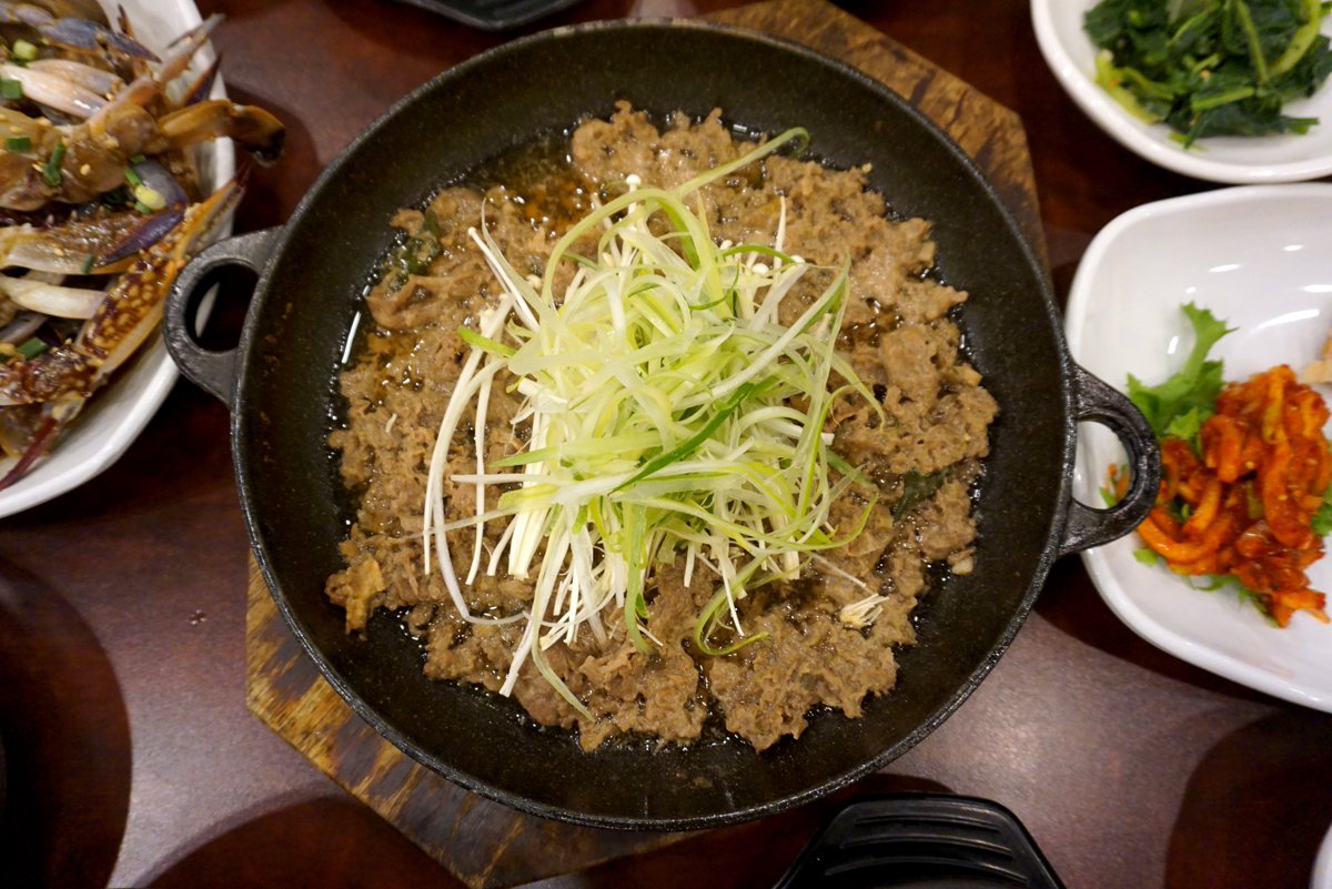 nnadtech's tweet image. 이천쌀밥집, 이래서 청목 청목하는구나 
청목 
경기도 이천시 경충대로 3046(사음동 626-1)
예약전화: 031)634-5414
지하철 경강선 신둔도예촌 하차 시내버스 몇정거장도보로 20분 거리
매일 09:00~21:00 명절 휴무
게장정식 14,000원
소불고기 한상정식 18,000원
(더보기)
cafe.daum.net/nadtech2/gOzf/…