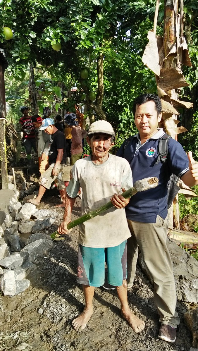 Muhamma33973359's tweet photo. Semangat Membangun Desa #manfaatdanadesa2018 #TPPISulsel #TPPIMaros
@jokowi @tppindonesia @EkoSandjojo @mappisona_andi @andiosa1 @acchunko https://t.co/ecigdGlxHB