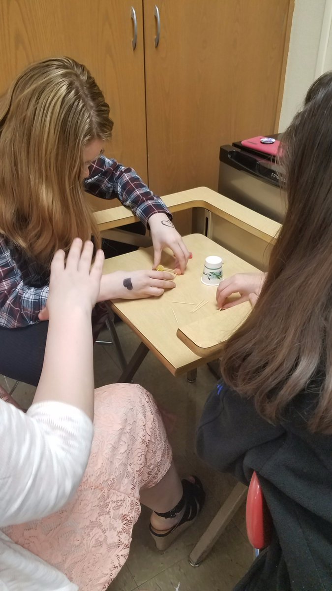 MrsSmall1137's tweet photo. Some unplugged building a strong foundation activities went better than others.  Most groups eventually were successful.  #ejshspanthers @elwood_hs https://t.co/8kuJ6ioLkS