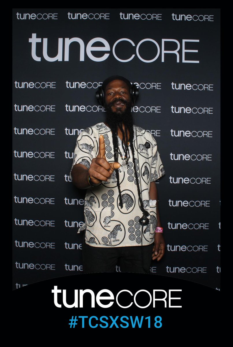 Akinsanyahh's tweet photo. #DubTherapy @SXSW hangs at the @TuneCore photo booth! #TCSXSW18 https://t.co/sKC297ErRS