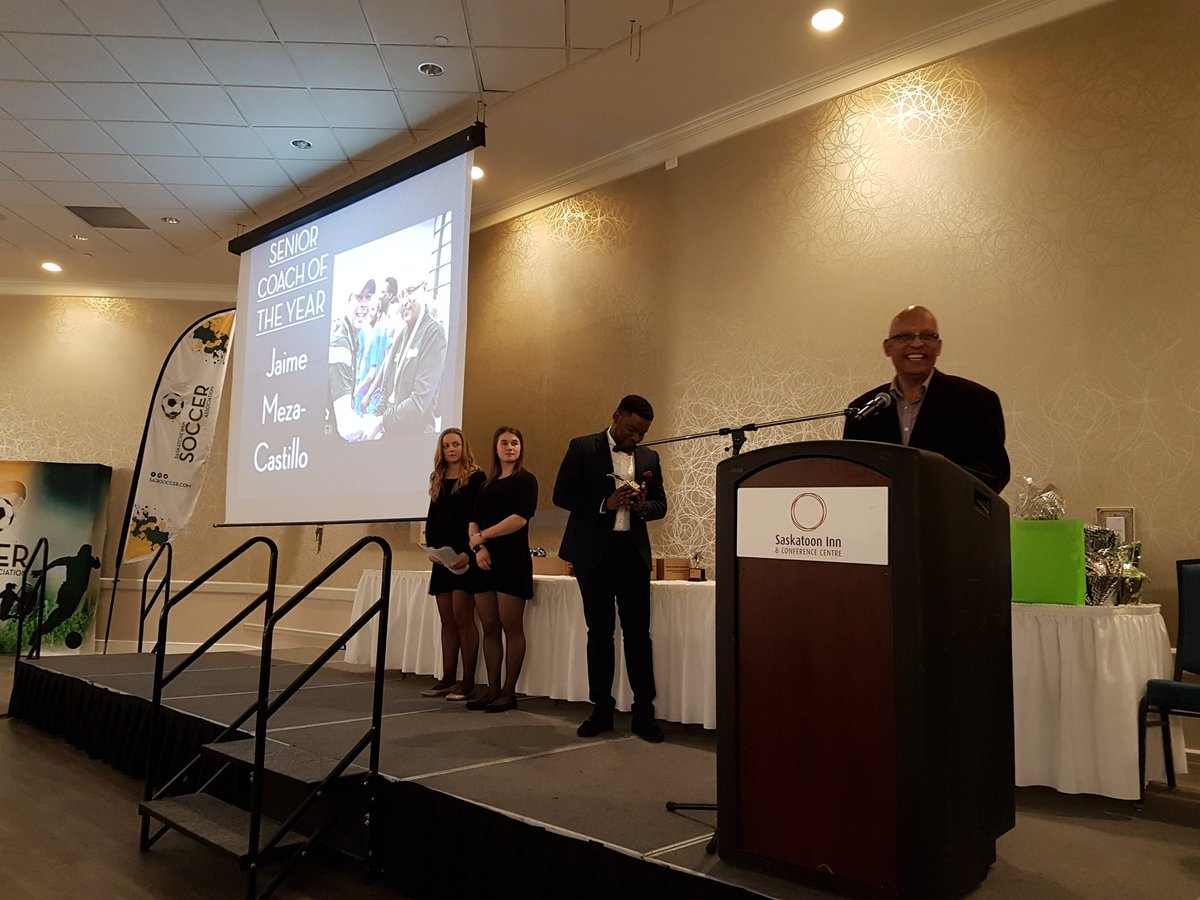 LeeKormish's tweet photo. Senior Coach of the Year Sask Soccer - Jaime Meza-Castillo ! @SaskFutsaleague @SaskSoccerAssoc #SSAA2018 #SaskSoccer #SaskProud https://t.co/1ZXLXv4lGO