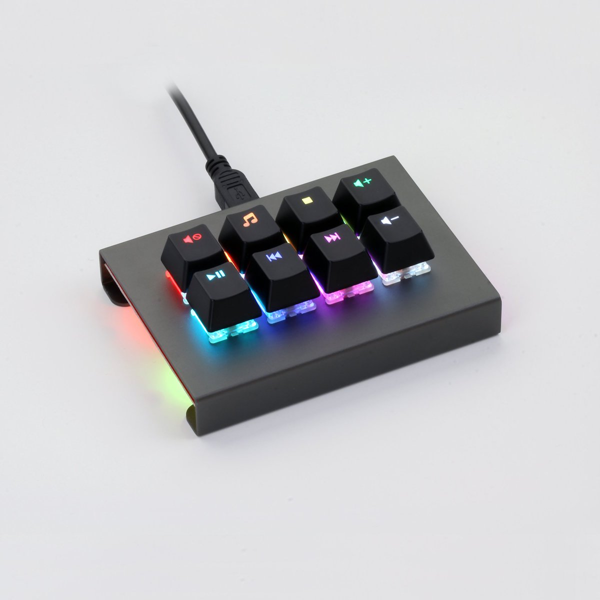 Max Keyboard tweet media