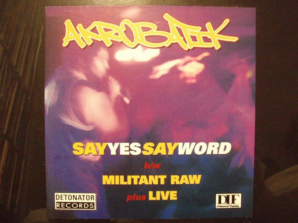 #Akrobatik - #SayYesSayWord youtu.be/BJFYweJpSR8 #DetonatorRecords #Boston #Massachusetts #1999 #HipHop #Rap #Music #Underground #Dope #RapMusic #Classic #HipHopMusic #RealShit #TrueSkool #GoldenEra #ThrowBack #Legend #Rapper #InstaMusic #InstaGood #Vintage #YouTube