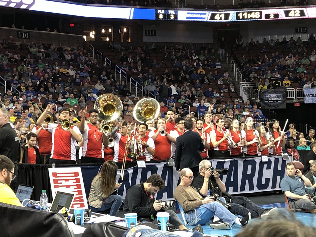 Shoutout to the @SpiritofHouston for bringing the 🔥!  <a href="/UHCougarMBK/">Houston Men's Hoops 🏀 🐾</a> <a href="/UHouston/">University of Houston</a> <a href="/UHCougars/">Houston Athletics</a>