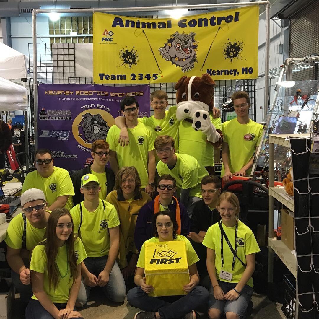 FRCTeam2345's tweet photo. Kearney Robotics got picked for the fourth seeded alliance in eliminations and we made it to semifinals. It was a great competition. #omgrobots #morethanrobots #GreaterKCRegional @brettcoffman https://t.co/mFWFXQuas9