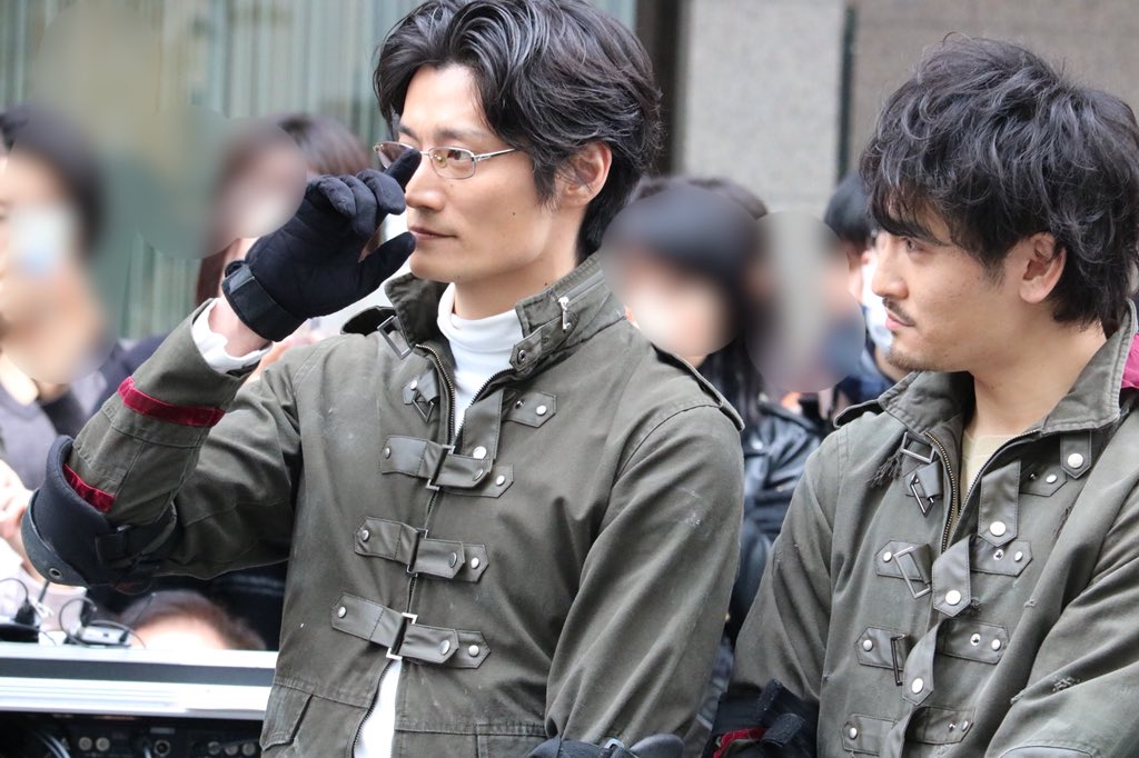 見たことない仮面ライダーだ 新宿でのテロ訓練に登場した 仮面ライダーアマゾンズ にちびっこが興奮 周囲からは様々な心配が 2ページ目 Togetter 見たことない仮面ライダーだ 新宿でのテロ訓練に登場した 仮面ライダーアマゾンズ にちびっこが興奮 周囲からは様々な心配が 2ページ目 Togetter