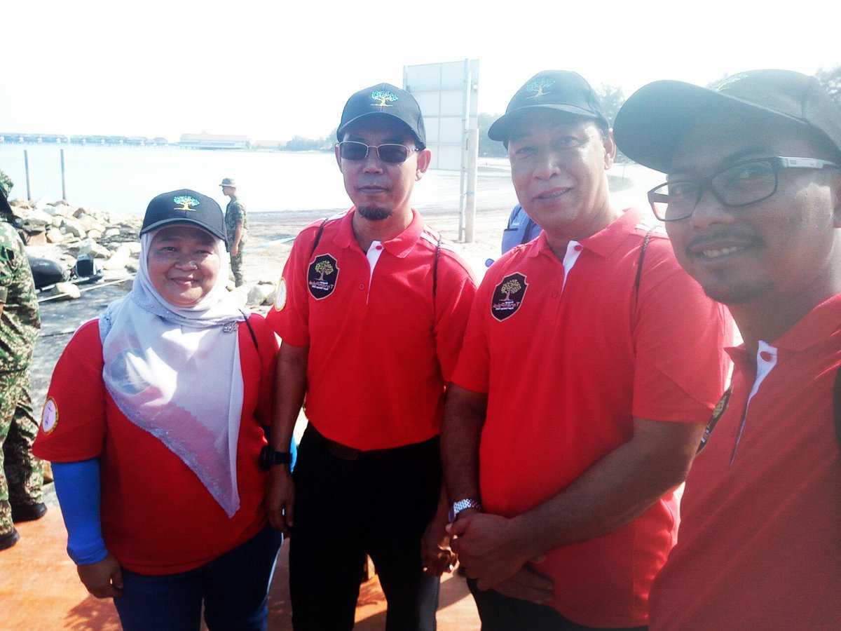 PertanianSepang's tweet photo. Program Tanam Pokok Negeri Selangor Tahun 2018 @ Pantai Bagan Lalang..
@doaselangor 
@JHarizan https://t.co/InTnpq6b4I