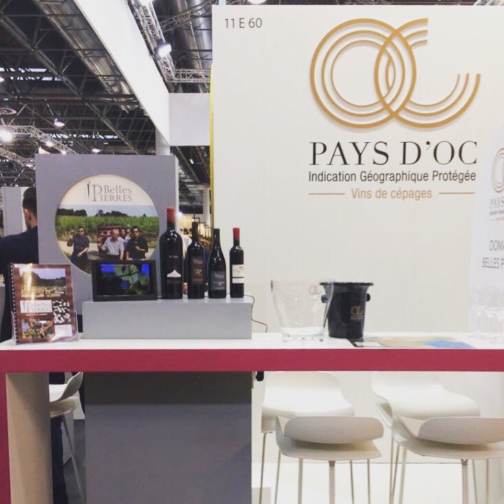 En direct du Salon #prowein pour l'édition 2018 ! De belles rencontres et beaucoup de convivialité lors de ce RDV incontournable du #mondevinicole #winemoment #winelover