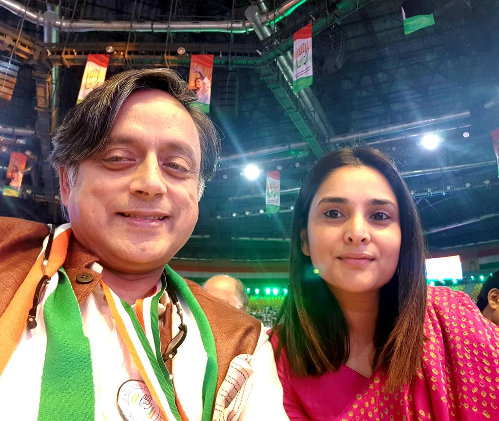TweetsNowIn's tweet image. Shashi Tharoor: With INCIndia social media czarina divyaspandana at the 84th Plenary session of the AICC. Great atmosphere  #TweetsNow #TweetsNowIn #TweetsNowIndia ift.tt/2FUewTB