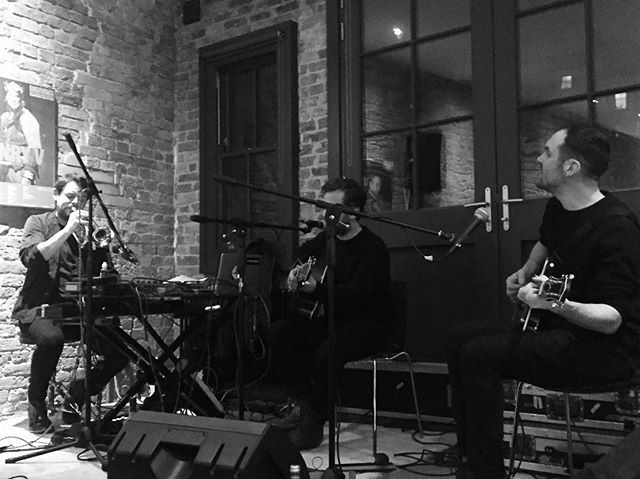 disastronaut's tweet photo. A little @british_sea_power cc: @iansolley #bsp #loftshow https://t.co/g8VGO43ojn https://t.co/ZcME6dyfPm