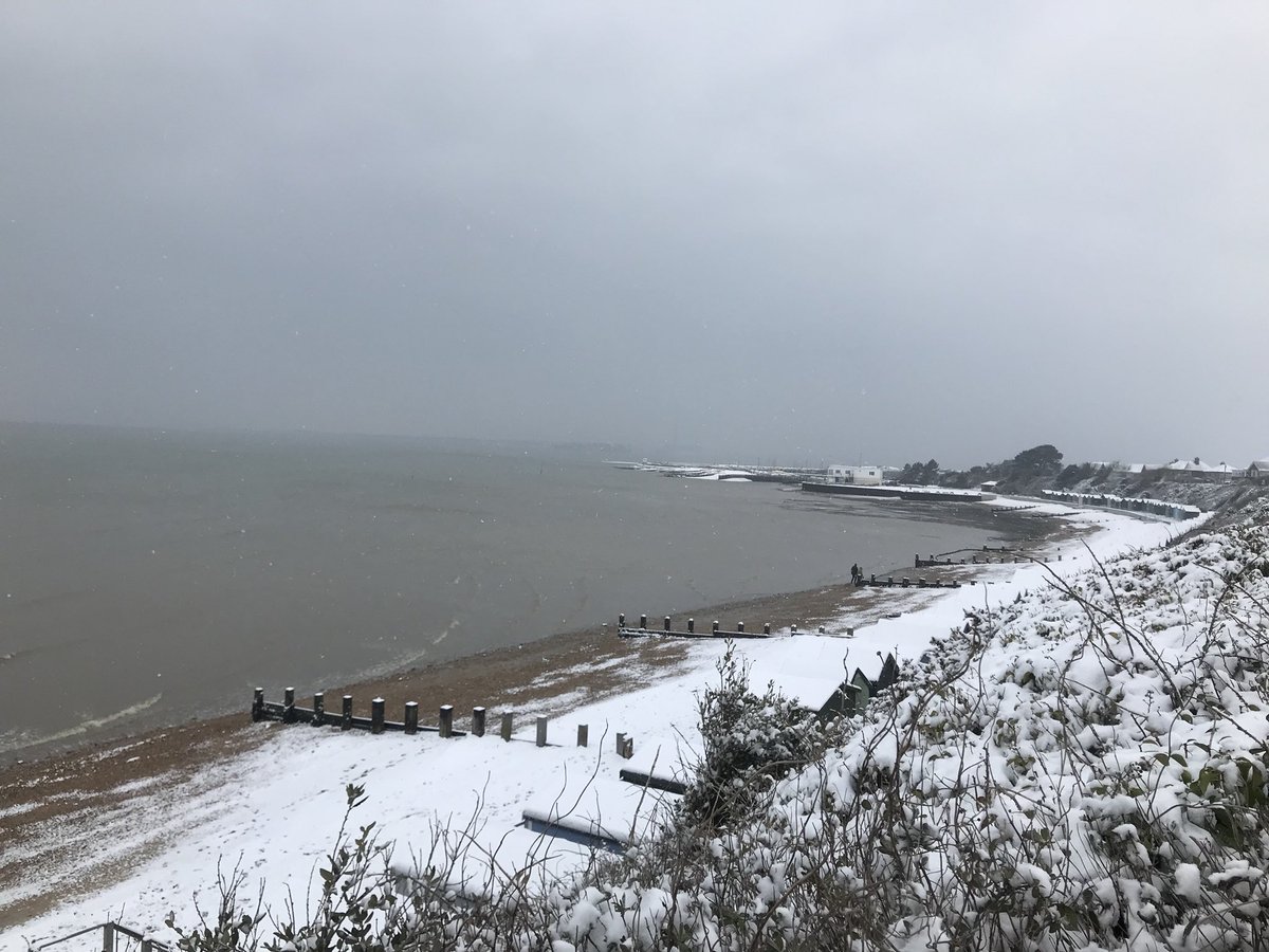 plestee's tweet image. I told my son that seeing the snow on the beach was a once in a lifetime thing. It’s now twice in two weeks! What does that tell him 😂 #reallydad #snowdays