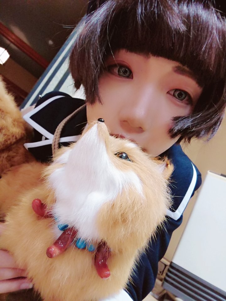 nagame_cos's tweet photo. 本丸だ〜〜！！昼寝から目覚めた顔 https://t.co/JIjGluBZI6
