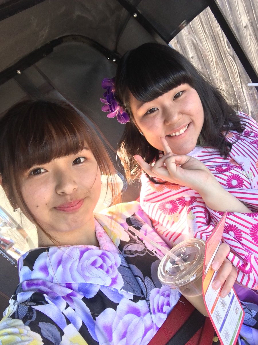 k84343's tweet photo. 卒業旅行～⛩👘🦋
京都！！！何もかも新鮮で楽しすぎた☺️
着物きれたし人力車乗れたし行きたかったとこ行けたしたのぴー！！
髪型も普段しない感じで可愛くやってもらえてよかった💖 https://t.co/e3l8TVmrKf