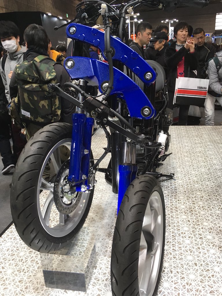 rNFnrqZSaN5hpTN's tweet photo. #大阪モタサ #大阪モーターサイクルショー
変わったとこで…
こんなのも気になった😲かな
さすがデニムの岡山👖
デニムトラック
#Z400FX #Z1 #Z2 #kawasaki #旧車 #ガレージライフ #男の憧れ #大人のバイク時間 #モトライズ #カフェレーサー #KADOYA #SIMPSONm https://t.co/pPGJe6iiYA