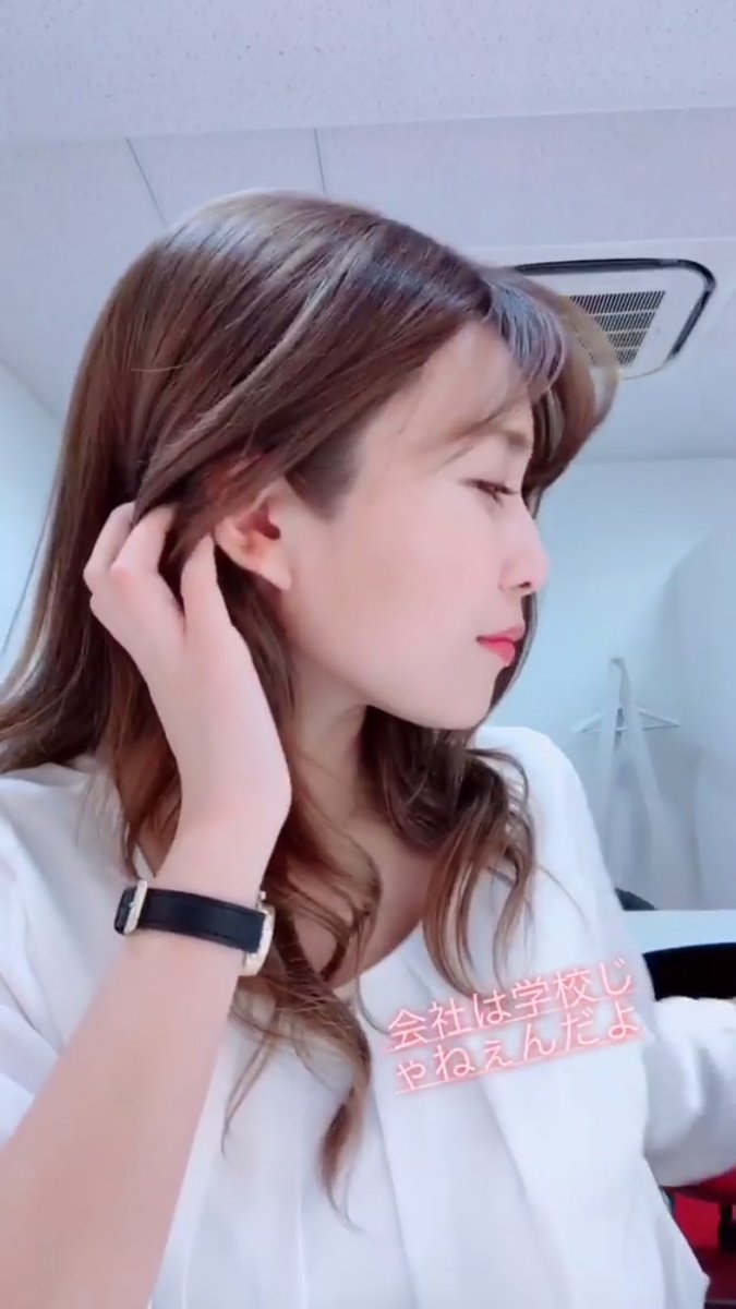 RENAAAA0907's tweet photo. 横顔綺麗すぎん？💜 https://t.co/OZMizDR0lw