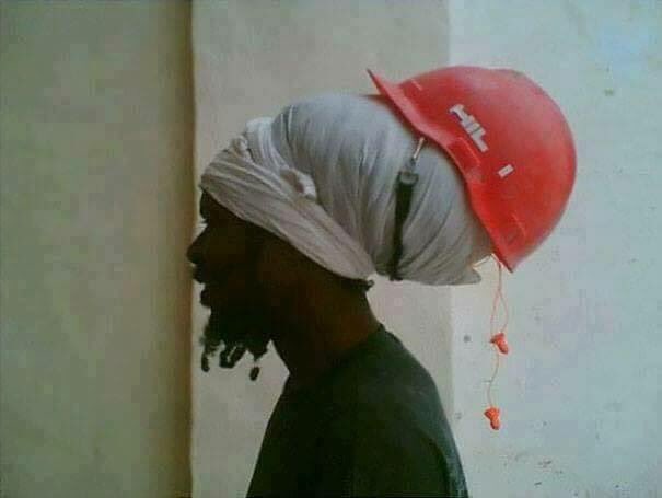 Koena_za's tweet photo. This one just killed.
#StupidThingsMenDo https://t.co/Do0vLMC3Ty