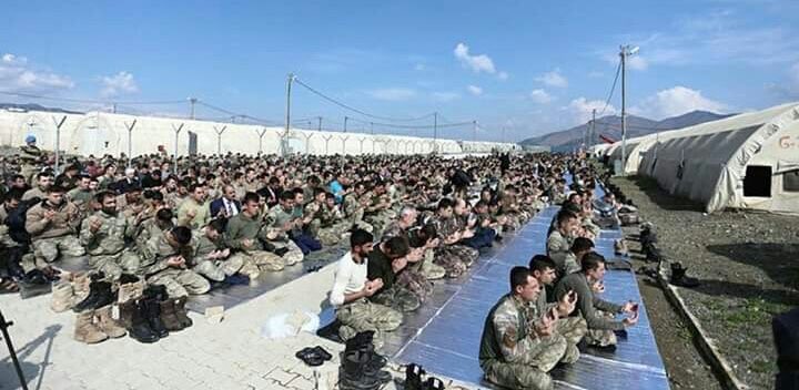 Sıyah Sancak (@siyahsancak212) on Twitter photo Allah’ın izniyle bugünde fetih ettik
18 Mart 1915'ten
18 Mart 2018'e
Çanakkale'den Afrin'e !
#CanakkaleyeYazıyorum
#CanakkaleGecilmez
<a href="/Aciz_Kulum_ben/">ZÜLFİYE 💡DERBENT💡</a>
@Jeju_rt @mollabekir_1
<a href="/HuuKefereavcisi/">🇹🇷</a> <a href="/AliyA_1453/">AliyA</a>
@Su_Demsltn @Kudus_Davasi
@pecemsultan <a href="/payitahtt_1453/">⚔️ HAMZA_CA⚔️</a> Allah’ın izniyle bugünde fetih ettik
18 Mart 1915'ten
18 Mart 2018'e
Çanakkale'den Afrin'e !
#CanakkaleyeYazıyorum
#CanakkaleGecilmez
<a href="/Aciz_Kulum_ben/">ZÜLFİYE 💡DERBENT💡</a>
@Jeju_rt @mollabekir_1
<a href="/HuuKefereavcisi/">🇹🇷</a> <a href="/AliyA_1453/">AliyA</a>
@Su_Demsltn @Kudus_Davasi
@pecemsultan <a href="/payitahtt_1453/">⚔️ HAMZA_CA⚔️</a>