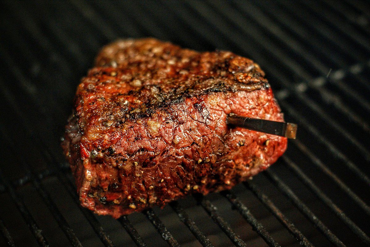 KungFuBBQ's tweet photo. 042/18: Santa Maria Style Tri-Tip - New blog post now up: https://t.co/TEFQBzahS1 Awesome cook! Log fire in the Weber Smokey Mountain! Thanks to @BabyBackManiac for the idea and @onlyslaggin for making me aware of it! 👍 https://t.co/wQTkD6czWx