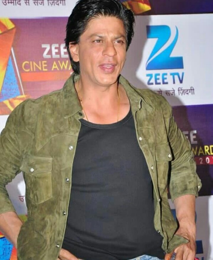 <a href="/iam_monikalang/">Monika_Lang</a> <a href="/mananahla/">🇪🇬SRK _Nahla</a> <a href="/iamsrk/">Shah Rukh Khan</a> <a href="/AnushkaSharma/">Anushka Sharma</a> <a href="/Kiran004SRKFan/">Kiran004SRKFan</a> <a href="/SRKFC_Russia/">♡ SRK RUSSIAN FC ♡</a> @SRKEGYPTFC_LIVE <a href="/irina50381/">irina</a> <a href="/yasmine66095489/">YASMINE MOHAMED 🇪🇬</a> <a href="/hlhamer/">LydiaH</a> <a href="/iamEllmi/">Ellmi💝King Khan</a> <a href="/AyseUzunoz/">Ayşe</a> <a href="/waf042/">Wafaa</a> <a href="/gcje24/">Gabi J.</a> @SRKEGYPT_CFC Good Morning dear.