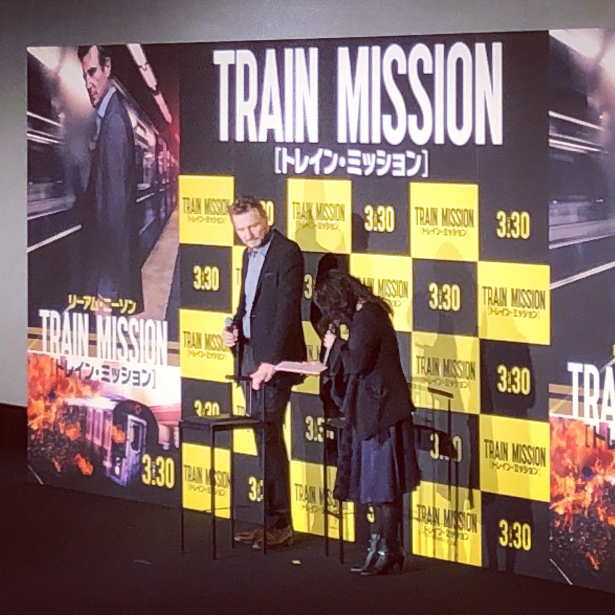 244matsushita's tweet image. 『トレイン・ミッション』リーアム・ニーソン来日プレミア！
六本木のスクリーン7が4分で完売しただけあって、想像以上に歓声が黄色い！！あとデカイ！

#トレインミッション
#リーアムニーソン
#TOHOシネマズ六本木ヒルズ
#3月30日公開