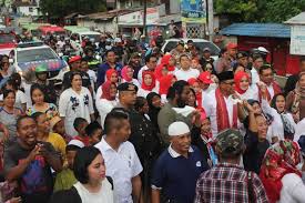 ImranSeram's tweet photo. #BaileoMalukuJuara
#MalukuBaru
Kebahagian hidup yang sebenarnya adalah hidup dengan rendah hati
@kompascom 
@detikcom 
@liputan6dotcom 
@Metro_TV 
@tvOneNews 
@NajwaShihab https://t.co/mnmGz1w8rM