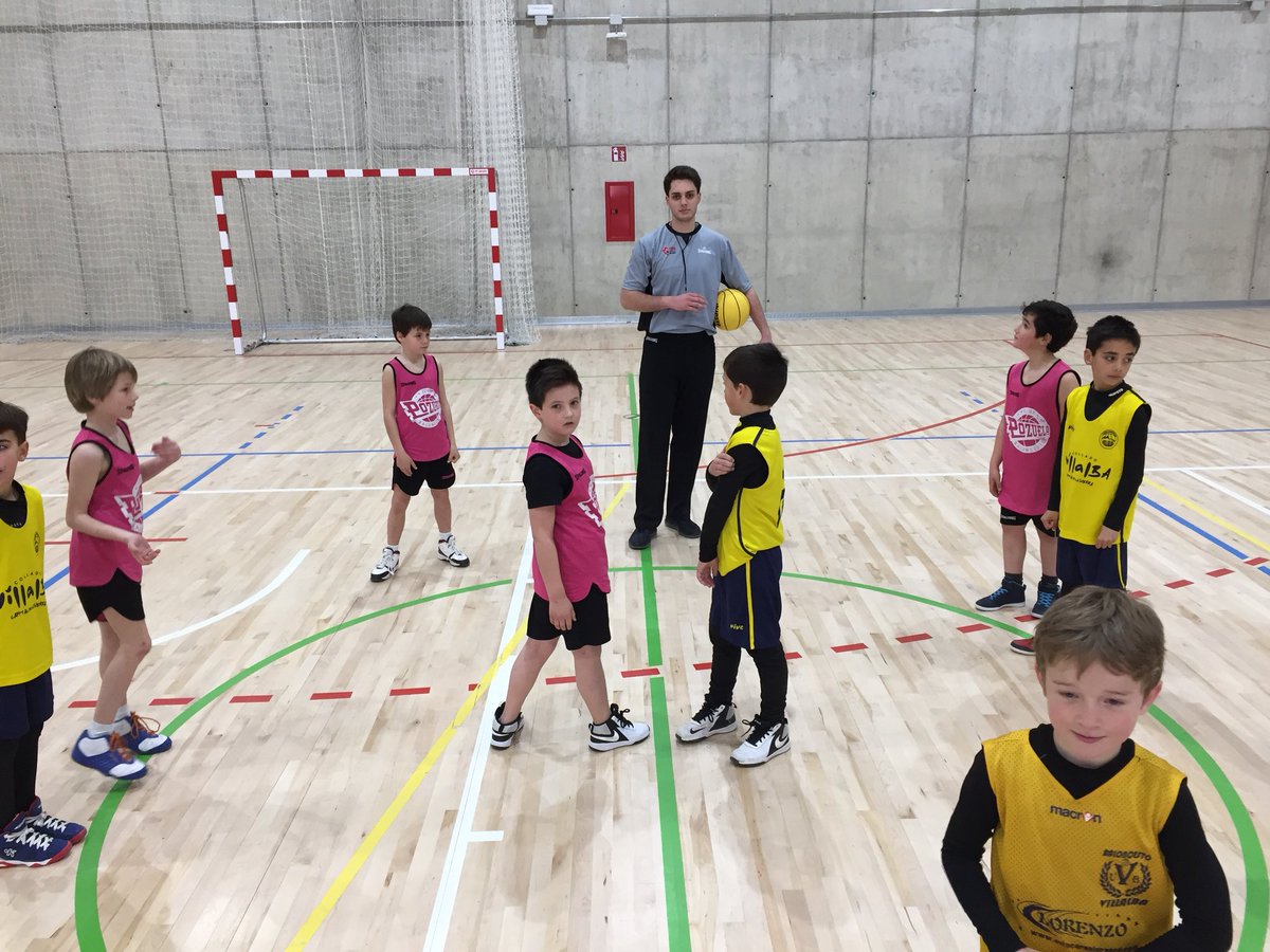 cbpozuelo's tweet image. ¡¡Otra jornada de Baby Basket!! ¡Qué grandes nuestros más pequeños! Futuro #vamoscbp #cantera 🏀💪⛹️‍♀️⛹🏻‍♂️ 👶 Gracias San Ignacio de Loyola Torrelodones y @FBMadrid por la maravillosa organización! @drodrcan @ufvmadrid @ayto_pozuelo @UFVComunicacion  @ArrabeAsesores