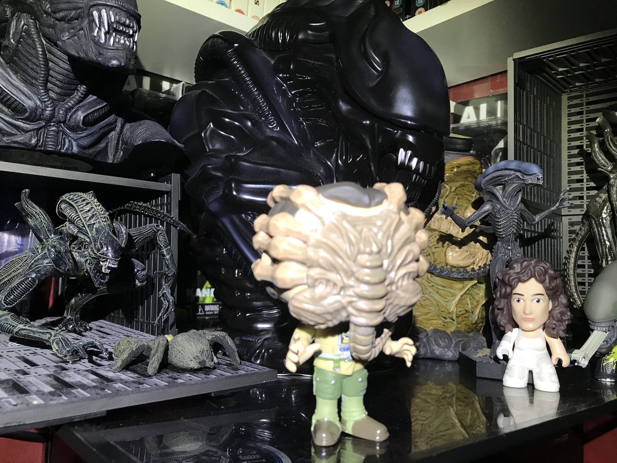 PBRstreetgang73's tweet photo. Picked up the #Oram #Funko to add to the #AliensCollection #AlienCovenant https://t.co/AADRb1DxG3