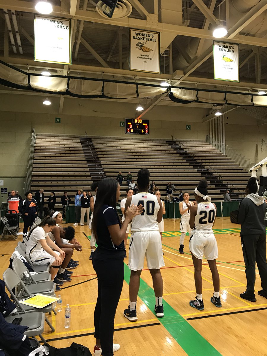 Ready for tip off <a href="/baldwin_bruins/">Baldwin Bruins</a> vs Ossining rematch of last year’s State finals. <a href="/NhpAthletics/">NHP-Athletics</a> <a href="/NewsdayHSsports/">Newsday HS sports</a> @SportsRushN12 <a href="/FiOS1News_LI/">FiOS1 Long Island</a> <a href="/NYSPHSAA/">NYSPHSAA</a>