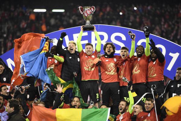 On l’a fait la famille! Quel parcours incroyable 🏆 Félicitations à tous et MERCI 🔴⚪️ <a href="/Standard_RSCL/">Standard de Liège</a>