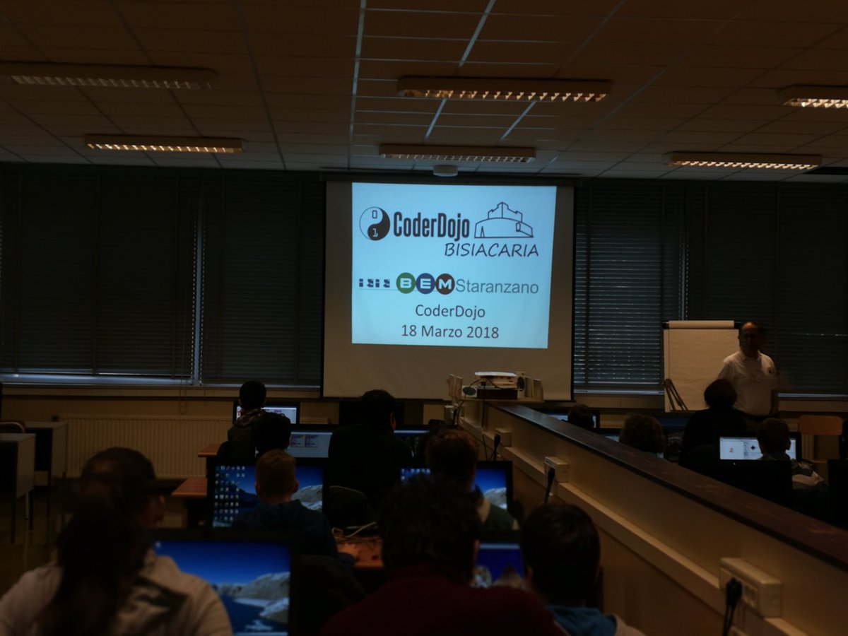 LattugaTweet's tweet image. #Coderdojofvg via!
