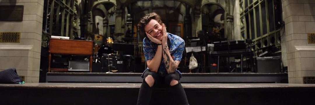foreverbandc's tweet photo. Eu te amo tanto. Esse amor já tem 8 anos e eu sou a pessoa mais sortuda por ter vc como um ídolo, obrigada por me arrancar sorrisos bobos e ate mesmo lágrimas. Eu te amo hazz. 
#HarryStyles #HarryStylesBestFans 
#OneDirectionBestFans #LarryStylinson #LarryIsReal https://t.co/HgtPYWAkjl