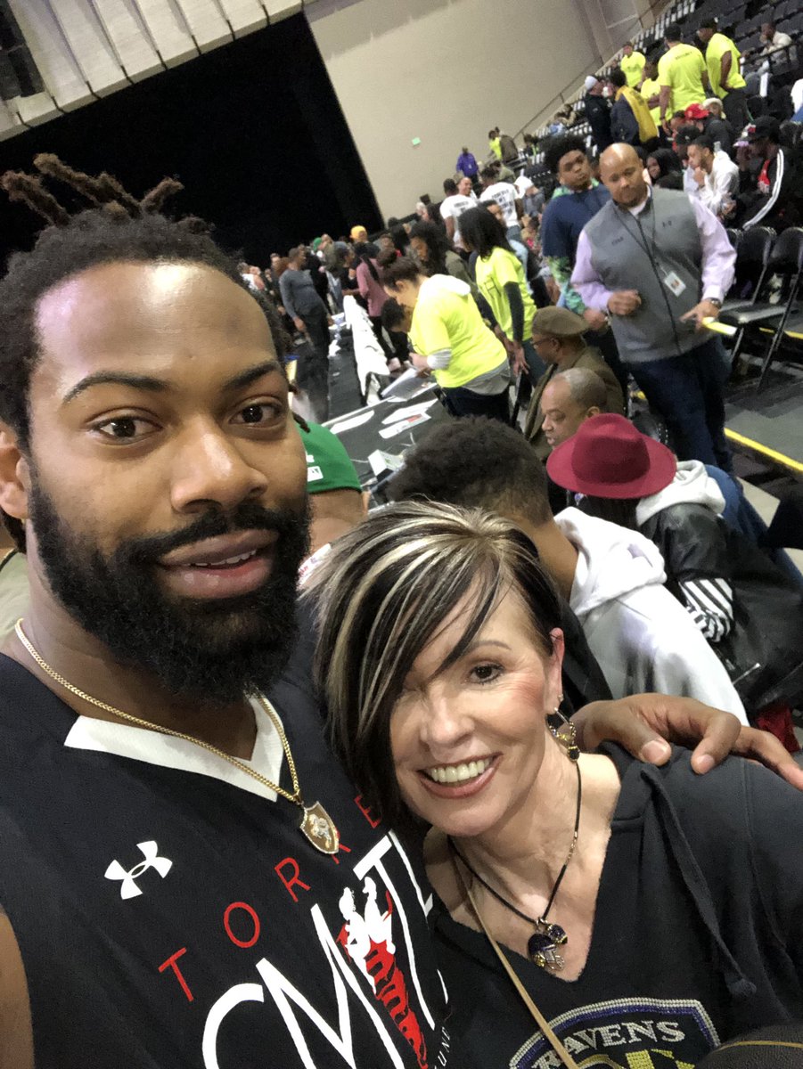plhurst20's tweet photo. Great time as always last night @TorreySmithWR charity basketball game. Only sorry I didn’t get a pic w Torrey this year. #tsffhoops https://t.co/UyJ44nP1Kl