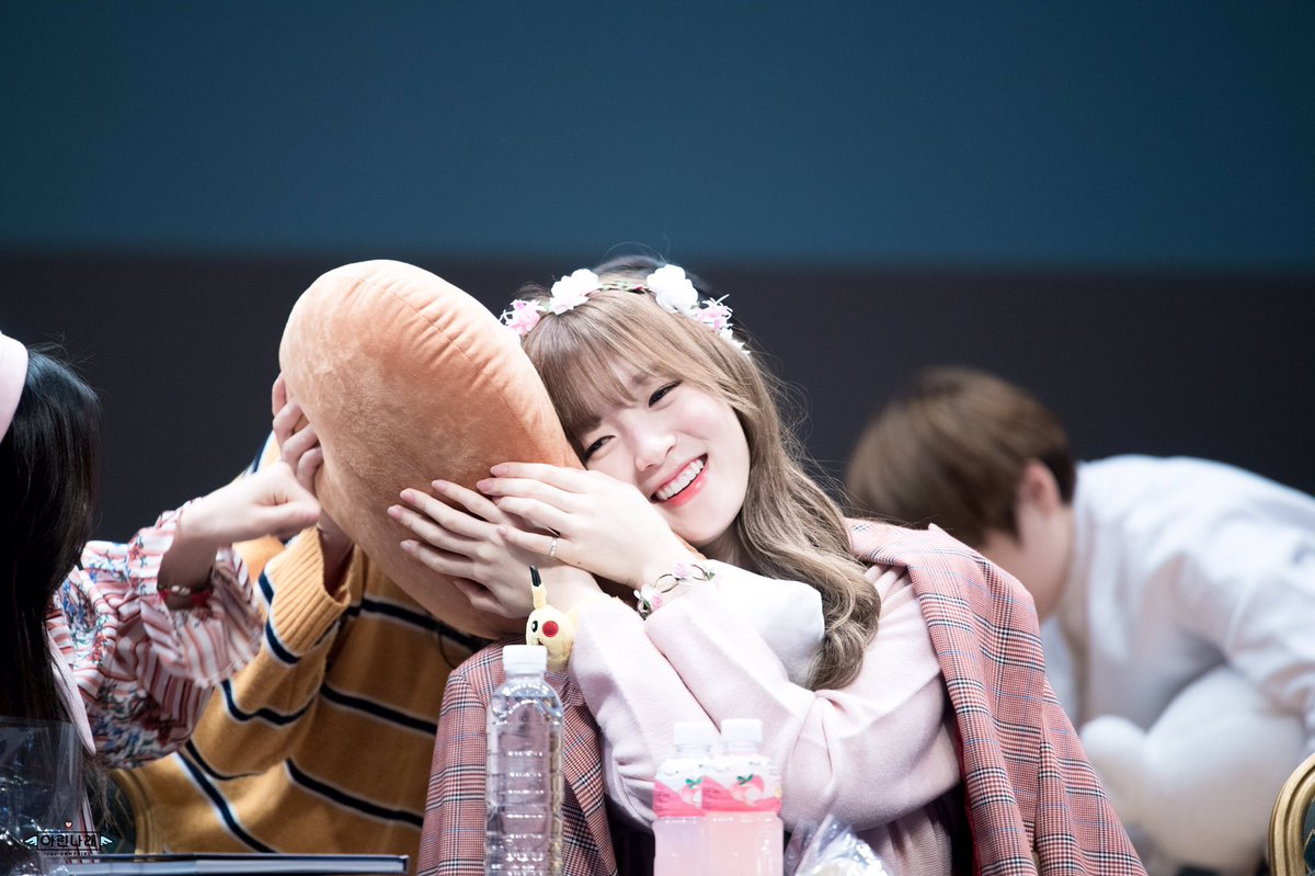 어도러블아린🐰 𝙎𝙇𝙊𝙒 tweet media