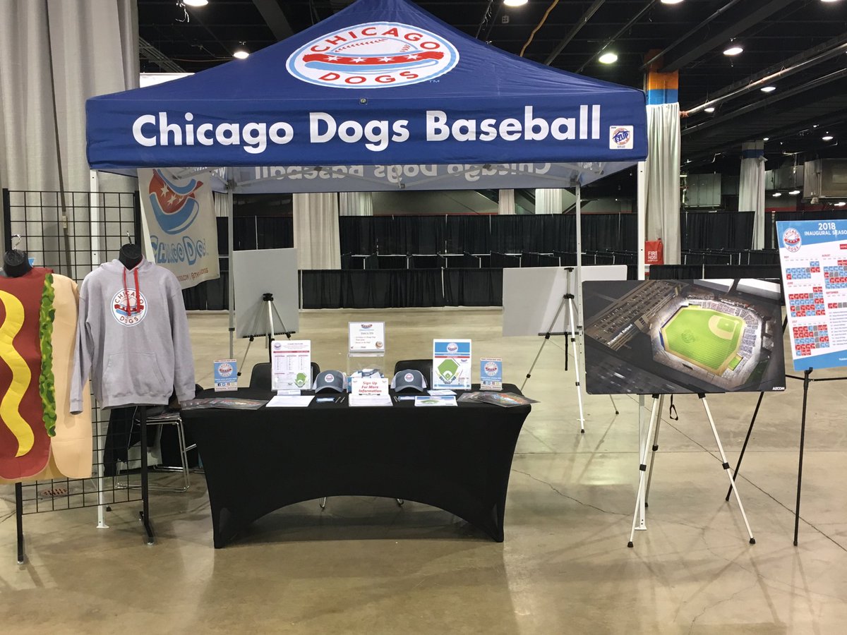 ThePaulieG's tweet photo. #SportsSpectacular #ChicagoDogs #ChicagoDogsBaseball #BePartOfHistory #NoKetchup #ChicagoBaseball https://t.co/CU9DpgbJwm