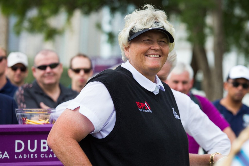 Dame Laura Davies (<a href="/LFCLJD/">Laura Davies</a>) will tee off later on -11 &amp; just 3 shots off the @LPGAfounders lead going into the final round after her stunning 63 (-9).

RT to show Laura your support ⛳️👍🏻