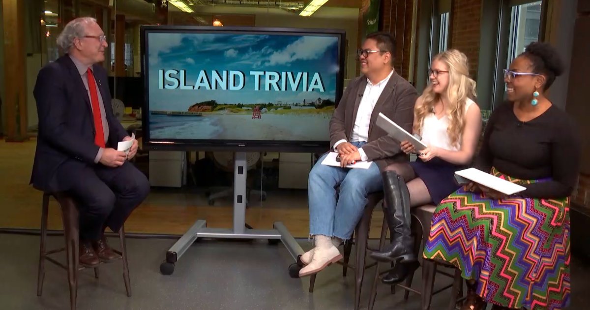 HuffPostCanada's tweet photo. Watch: P.E.I.'s Premier Wade MacLauchlan hosts Island Trivia https://t.co/PZEtN89faZ https://t.co/Yg7Gfd5SGD