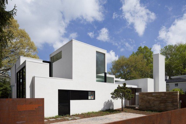 vf_exteriors's tweet photo. Latest from the company blog: Suburban #Stucco Home 🏡 Marked by an Inspired 🧐 Asymmetry ➡ https://t.co/ndfWlHkmok via @vf_exteriors #Kelowna #KELONews #StuccoDesign #design #Exterior #StuccoKelowna https://t.co/jb6EvuJL18