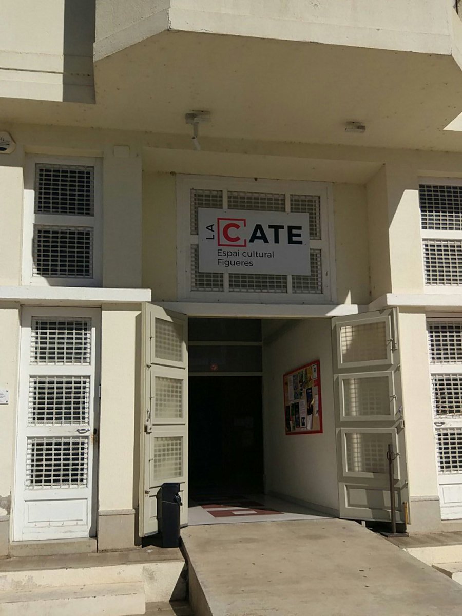 ciaVariabilis's tweet image. Avui, als viatges de la #Nòmada: @LaCate_Figueres 
Us hi esperem!