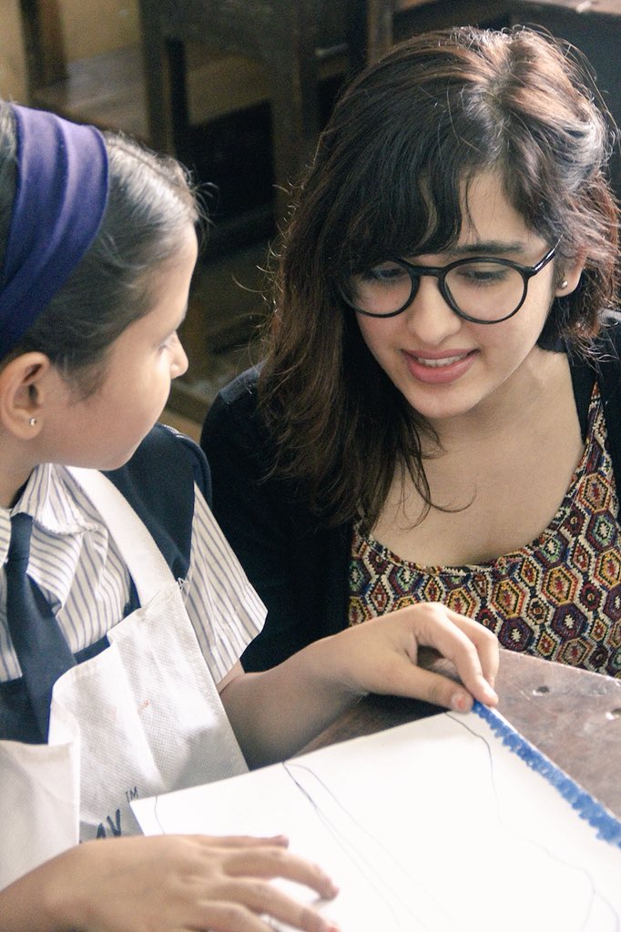 ShirleySetia's tweet photo. Had the best time spreading smiles at @SatArtClass &amp; getting a million back from these innocent souls! Loved every moment I spent there ♥️ 

Every little step towards change counts and I’m grateful to have been a little part of it ✨

Thankiessss @aayushmansinha ❤️🤗 https://t.co/FJS75G2rIz