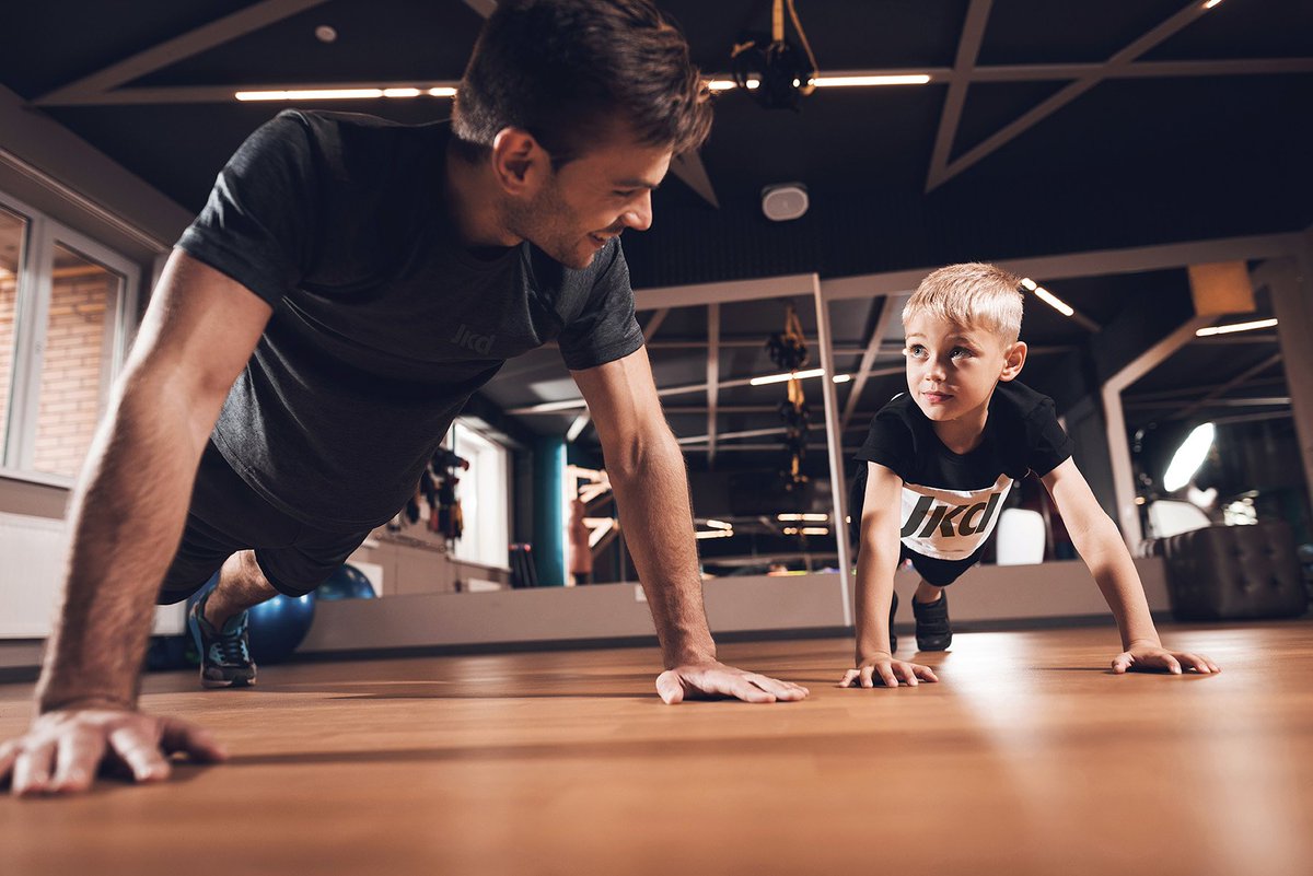 Domani sarà la Festa del Papà. #FathersDay 
Divertirti con tuo figlio e festeggia con un fantastico regalo!