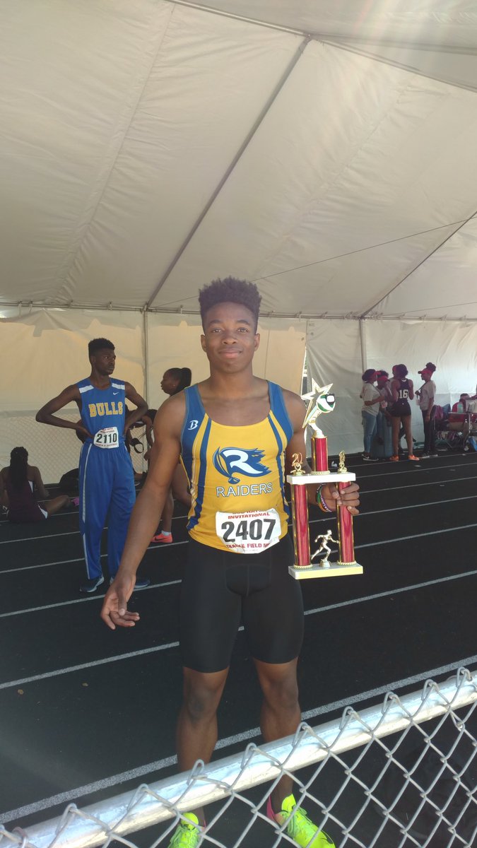 Congrats to my friend and workout partner for winning the Bob Hayes Invitational 400m and PR's in the 200&amp; 400.