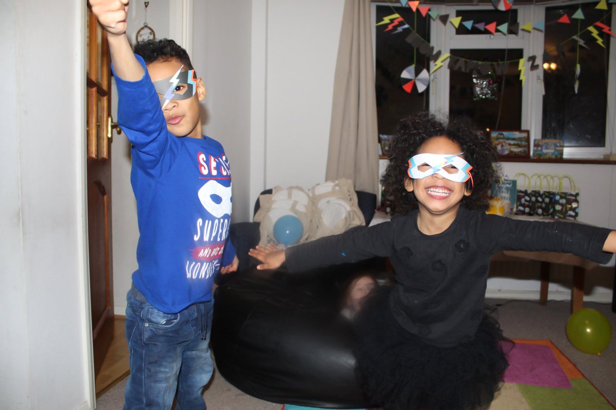 ethannevelyn's tweet photo. AIN'T NO PARTY LIKE A @BakingMadUK PARTY! #REVIEW+ #GIVEAWAY! https://t.co/4mnb7kxQTN
@talktomums #bakingmadwom #talktomums #baking #birthdayparty #kidsparty #party #cake #cakekit #RecipeOfTheDay #recipeblog #freebies #Goodybag #Superhero #ThemeParty #DIYParty #Celebrate https://t.co/mFAnZOiiGn