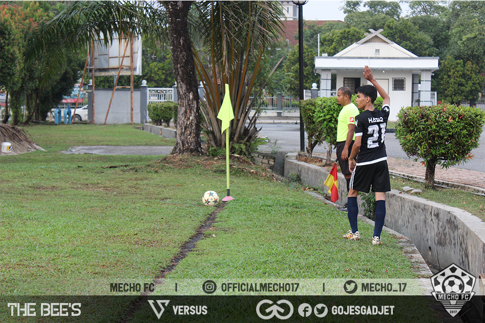 mecho_fc's tweet photo. MATCHDAY ! PERLAWANAN KEDUA LIGA SHAH ALAM SILVER HORSE FOOTBALL COMMUNITY PROGRAME 2018 l YELLOW DIVISION l 17 MAC 2018 5.30 PTG l PADANG KBKS l MASA PENUH l RB/MC BRIDE 1 MECHO FC 2 

#TheBees
#MechoFC
#Mechorian
#TogetherWeStrong
#DipujiTidakTerbangDihinaTidakTumbang https://t.co/tCAoALFdZ3