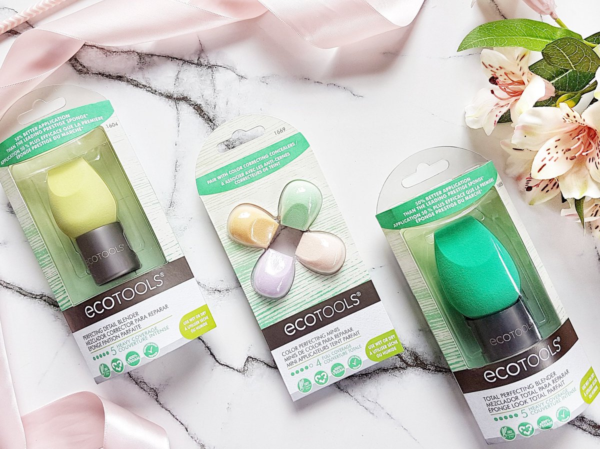 prettifulblog's tweet image. When I said the @ecotools sponge was great, I was not kidding! So I bought myself some more from @Clicks_SA during the 3 for 2. #ecotools #Clicks goo.gl/EffcsB