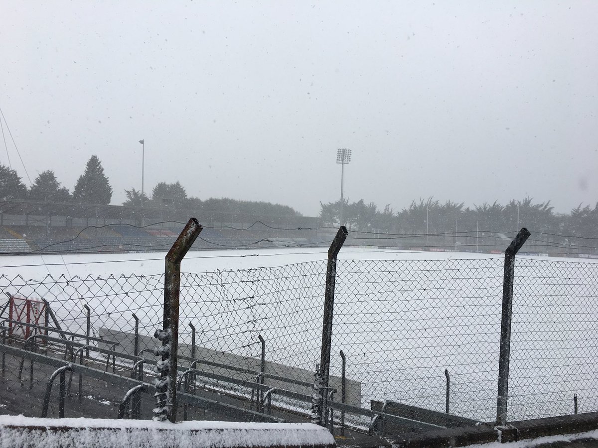 TVM_ie's tweet photo. What a difference an hour &amp; a lot of hard work makes! Fair play to the team here in Pairc Ui Rinn ahead of @OfficialCorkGAA v @WaterfordGAA 
Watch the action later on @GAA_BEO @SportTG4 https://t.co/q47VTQmN0N