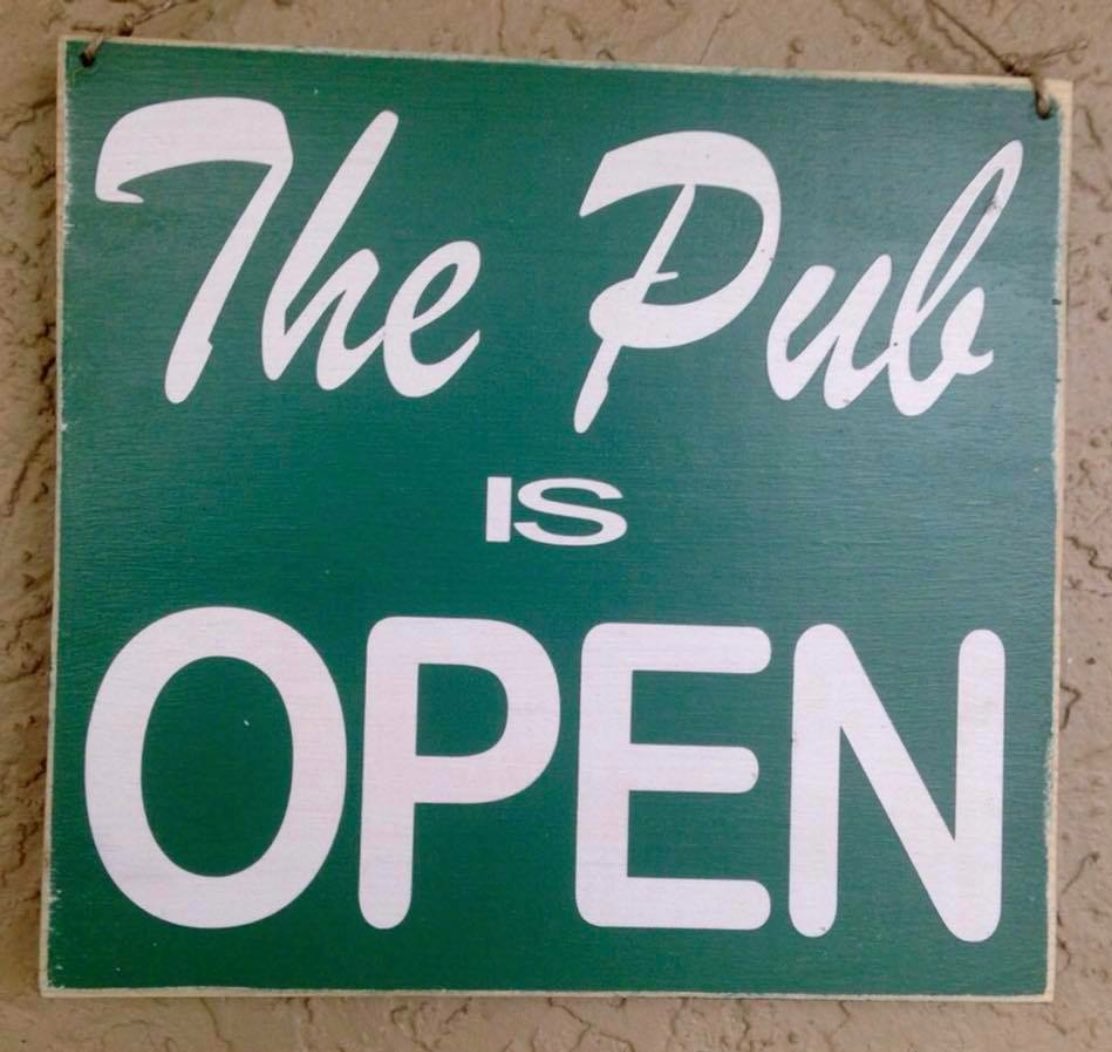 pontygwindy's tweet photo. Open as normal today, pop in for a homemade Sunday Lunch. #Snowing #BeastFromTheEast2 #caerphillyopen @brainsbrewery https://t.co/8Zksmlk4sp