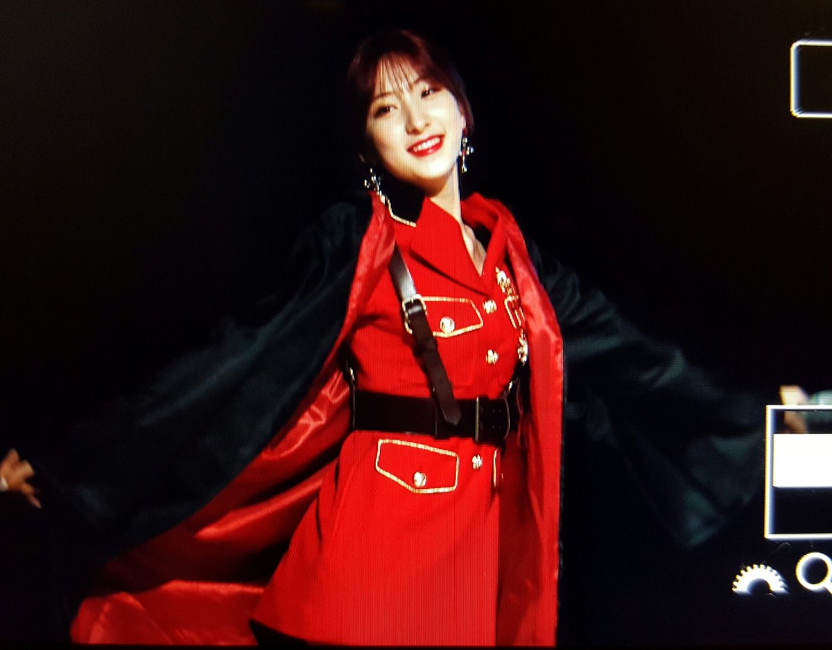 180318 강남 팬사인회 #우주소녀 #은서 #손주연 #WJSN #EUNSEO 
마법사~~~~~주연이😚😘😍